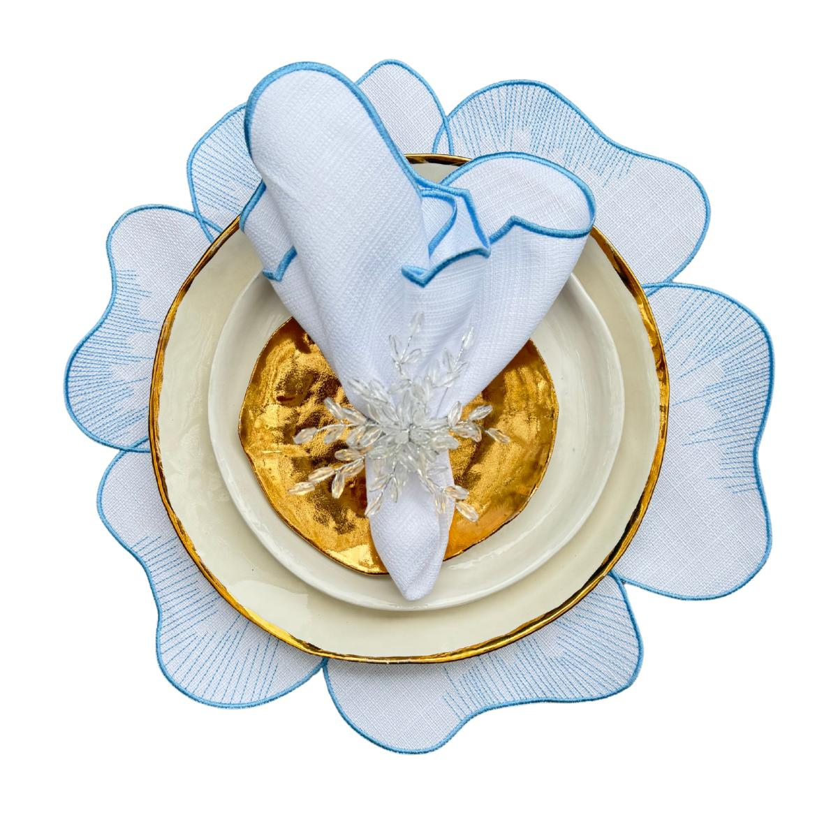 פלייסמט פרח לבן תכלת